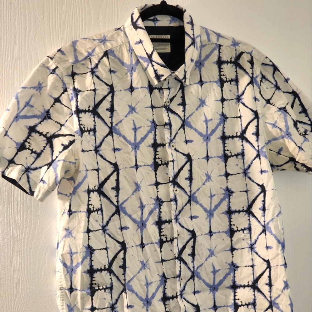 7 Diamonds Men's Short-sleeve button down, large